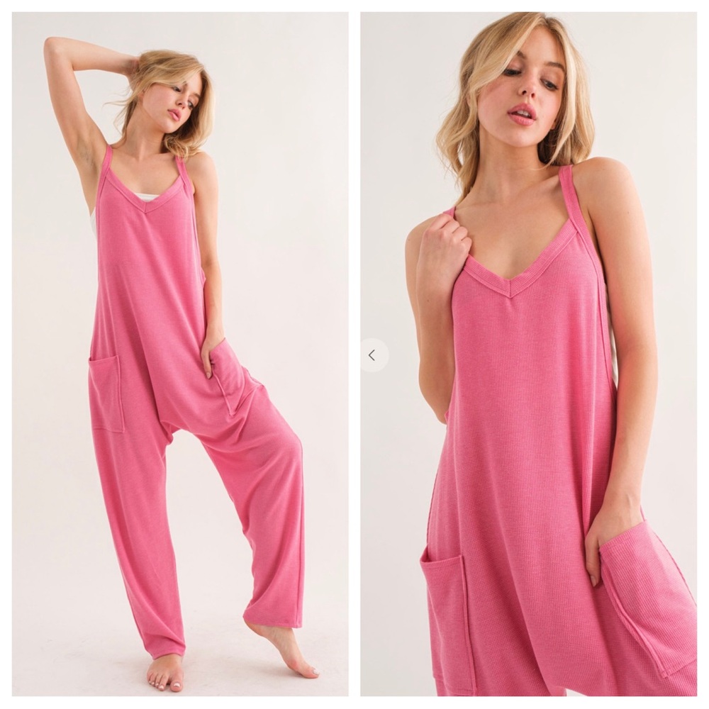 25 Fabulous Solid Harem Jumpsuit With Side Pockets - Picture 2 of 2